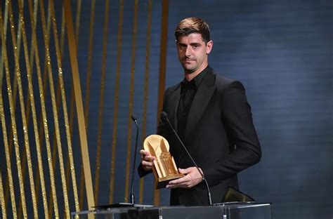 Thibaut Courtois awarded the Yashin Trophy for Best Goalkeeper – Ballgist