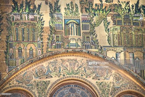 Great Umayyad Mosque Of Damascus Mosaics High-Res Stock Photo - Getty ...