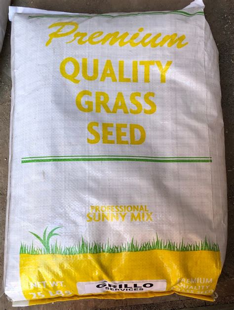 Premium Grass Seed And Shredded Straw Organic Fertilizers In Ct