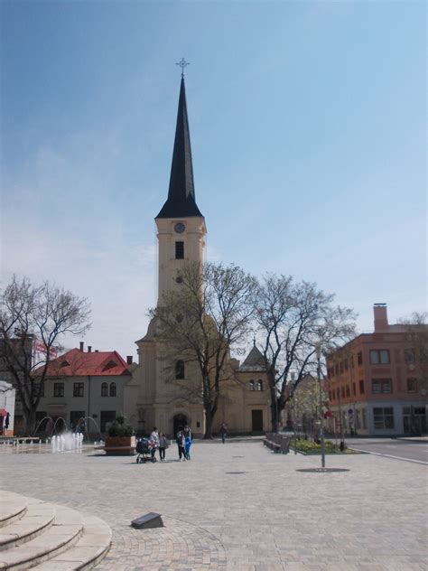 Nov Z Mky Kostol Pov Enia Kostel Turistika Cz