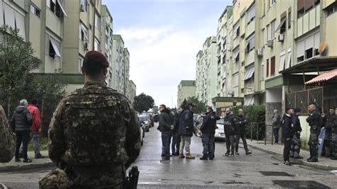 Parco Verde Caivano In Corso Sgombero Di Case Abusive La Stampa