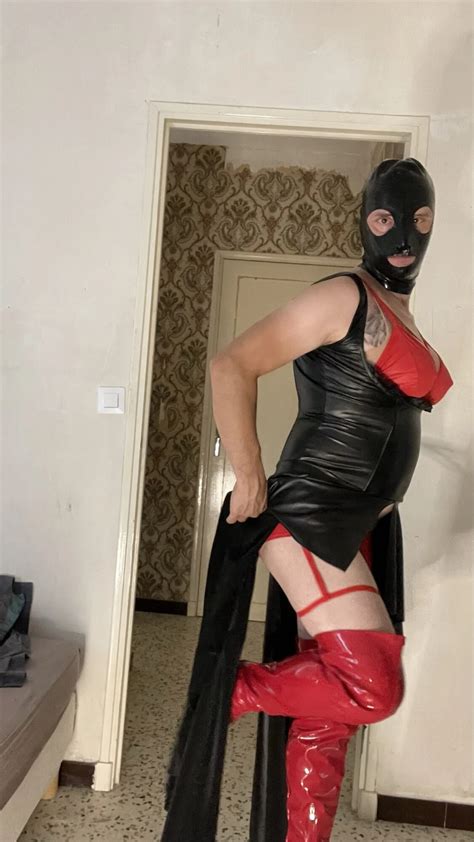 New Outfit 5 Nude Pics XHamster