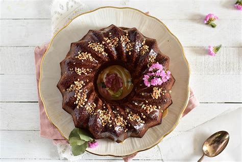 Bundt cake au chocolat et caramel au beurre salé By Confit Banane