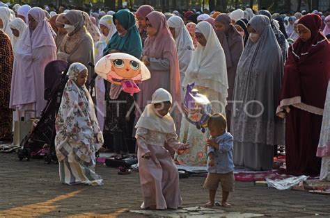 Shalat Idul Adha Di Banten Antara Foto