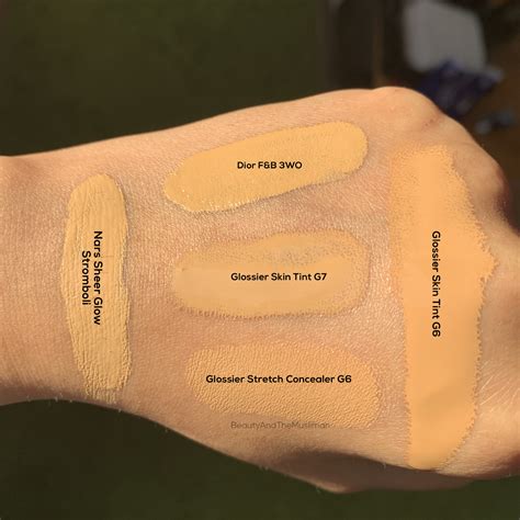 Glossier Perfecting Skin Tint G7, Stretch Concealer G6 and Cloud Paint