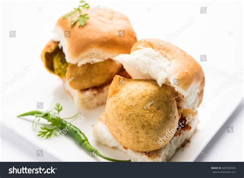 Vada Pav Wada Pao Indian Desi Stock Photo 683598349 | Shutterstock