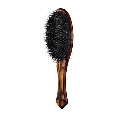 Best Hair Brushes: Dae, Crown Affair, Mason Pearson