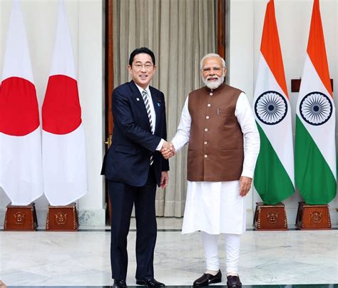 Pm Narendra Modi Meets With Japanese Pm Fumio Kishida The Daily Guardian