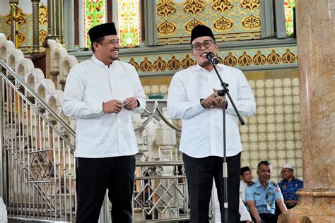 GALERI FOTO Ribuan Warga Dari Kota Medan Dan Sekitarnya Memadati