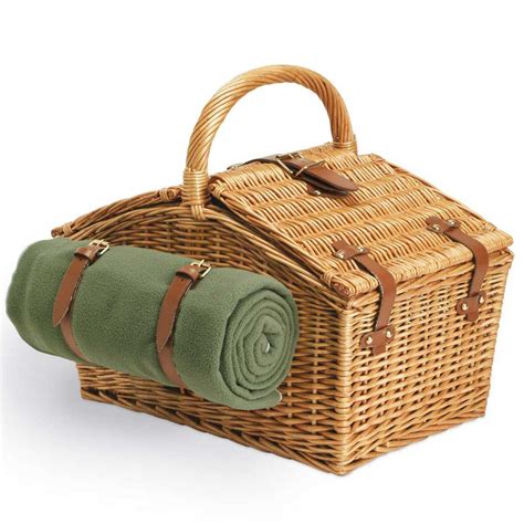 5 Best Picnic Baskets with Blankets in 2024 (complete sets)