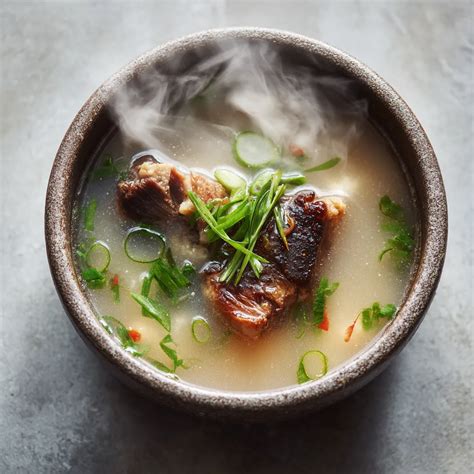 How To Make Easy Korean Oxtail Soup Kkori Gomtang Step By Step