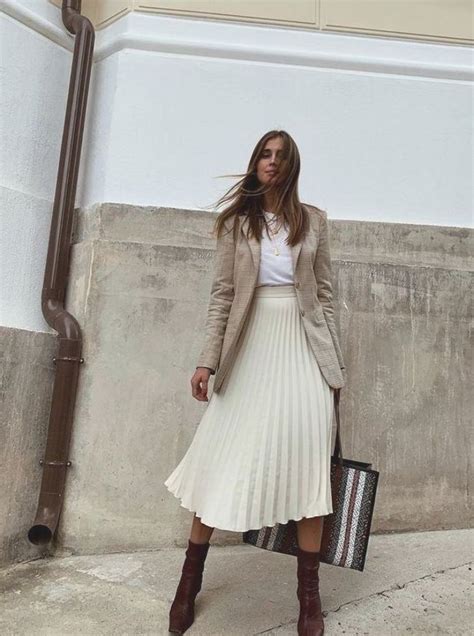 Affordable Autumn Outfits Beige Blazer With Pleated Midi Skirt And