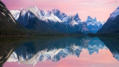 1366x768 Reflection Mountains 4k Laptop Hd Hd 4k Wallpapersimages