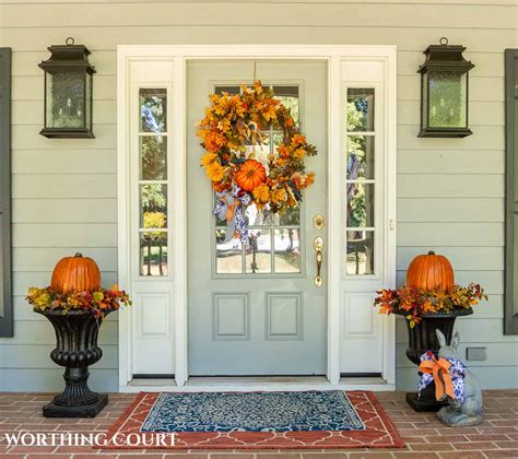 Easy Large Front Porch Decorating Ideas For Fall