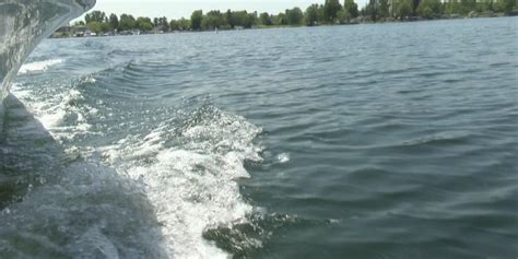 Us Coast Guard Rescues 5 Boaters Floating On Cooler In Lake Erie