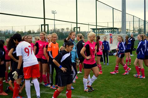 Antalya's Pride: 1207 AntalyaSpor Women's Football Team ~ ANTALYA CITY BLOG