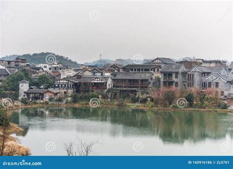 Maison Rurale Traditionnelle Chinoise De La Dynastie Ming Qing Au Bord