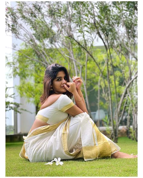 Samyuktha Menon Beautiful Photos in White Saree – LatestPhotoshoot