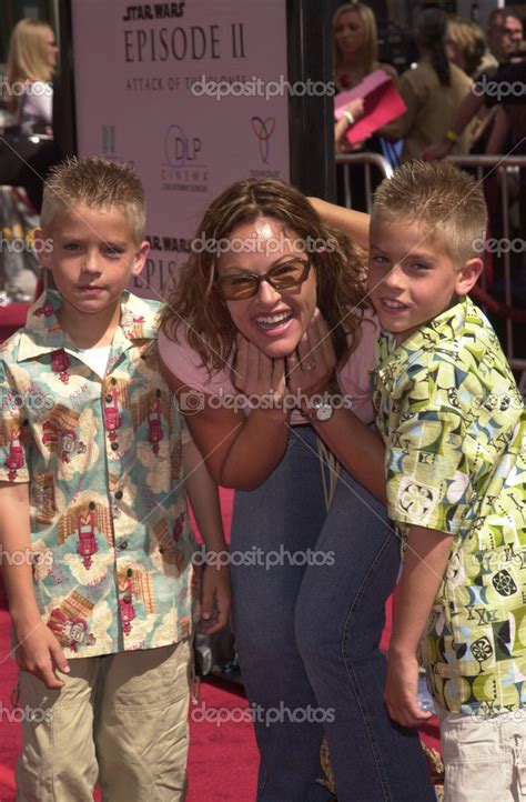 Cole And Dylan Sprouse With Their Mom Stock Editorial Photo © S