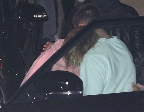 Selena Gomez Crying With Justin Bieber