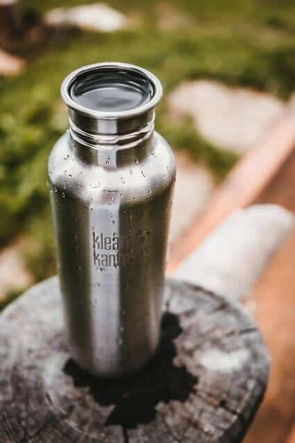 how much water to take hiking