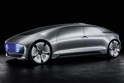 Ces 2015 Mercedes Futuristic Self Driving Car Has No Windows Mirror