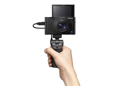 Sony Cyber Shot DSC RX100 VII Lebih Mantap Dengan Continuous Shooting