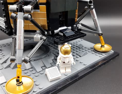 The Eagle has landed - LEGO 10266 Mondlandefähre im Review!