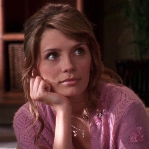 Marissa Cooper Icon Marissa Cooper Pretty Celebrities Mischa Barton