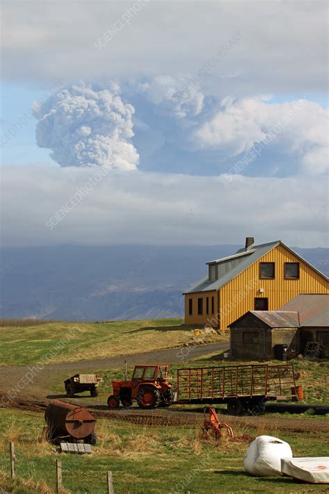 Eyjafjallajokull Ash Cloud, Iceland - Stock Image - C028/5064 - Science ...