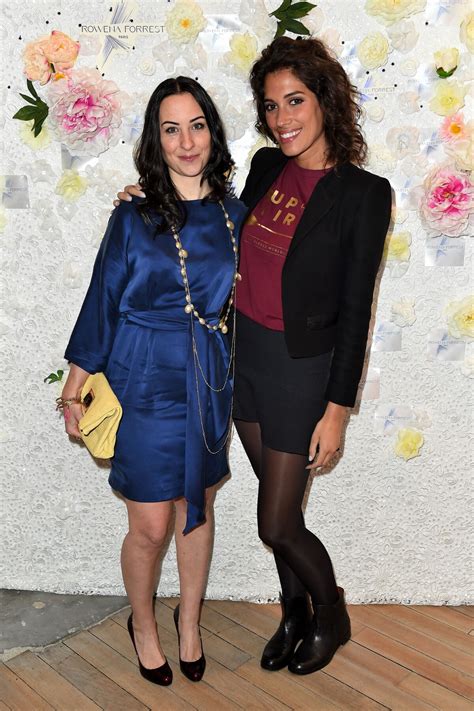 Photo Rowena Forrest Et Laurie Cholewa Au Lancement De La Collection