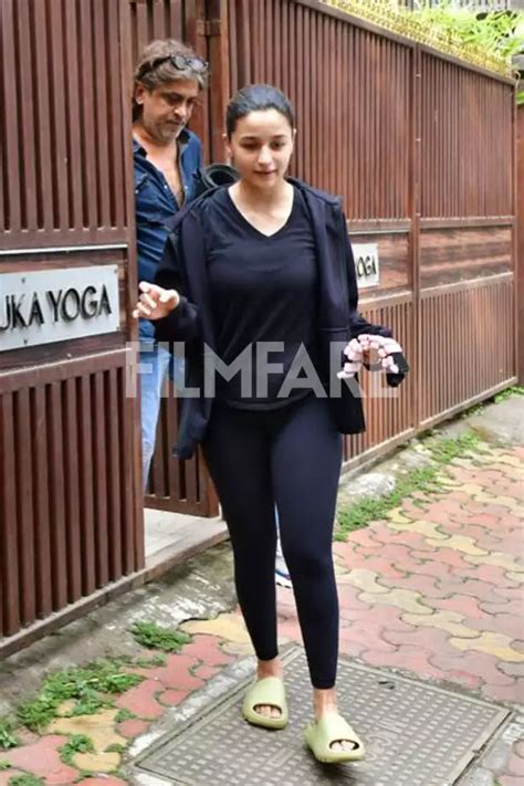 New Mom Alia Bhatt Glows After A Yoga Session See Pics