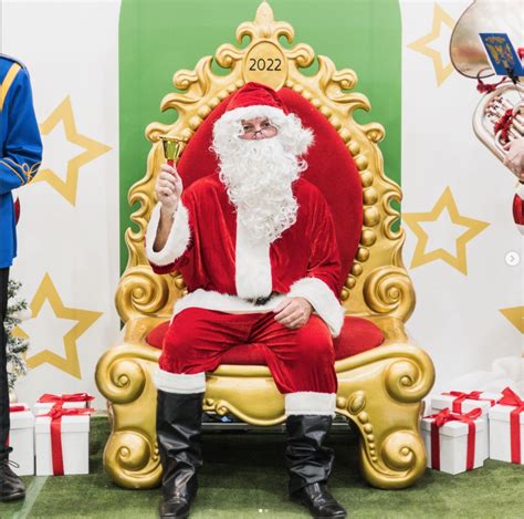 Heres Where You Can Take Your Photo With Santa This Year In Canberra