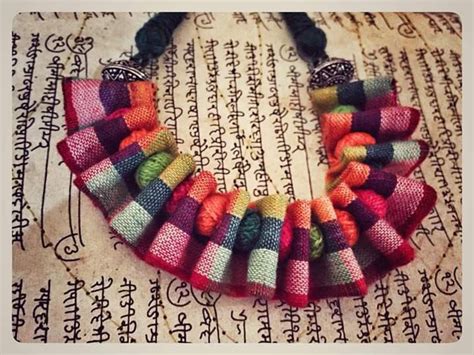 Pin By Verni On Manualitats In 2024 Fabric Jewelry Fabric Necklace