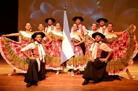 Comienza el concurso federal de danzas folklóricas Argentina Baila