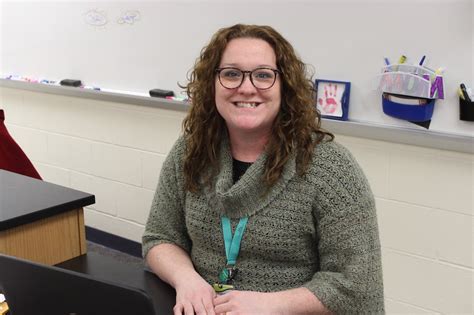 Romeoville Grad Loves Teaching at Martinez Middle School | Romeoville ...