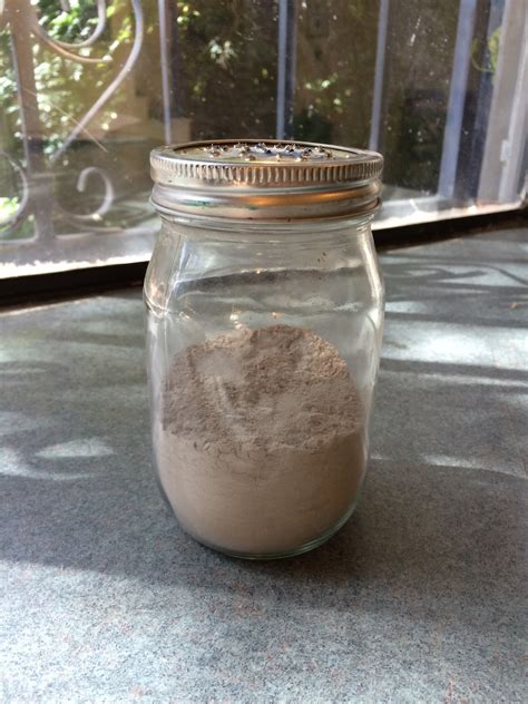 The Hippy Home: How To Make Homemade Natural Flea Powder