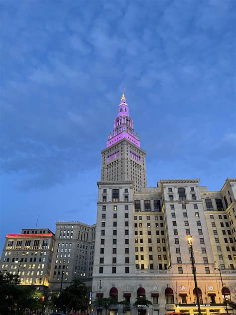 Tower City on this fine evening : r/Cleveland