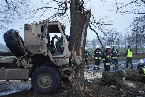 Wypadek amerykańskiej wojskowej ciężarówki pod Piłą Trzech żołnierzy w