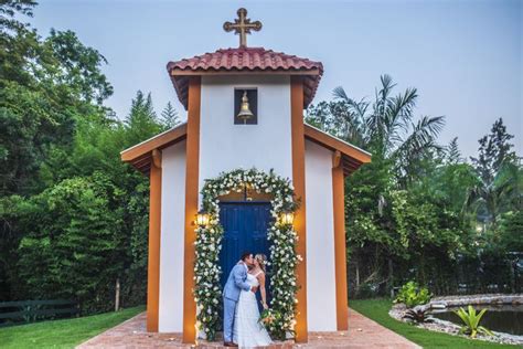 Amanda e Rayan Casamento na capela da Fazenda Dona Inês Capela