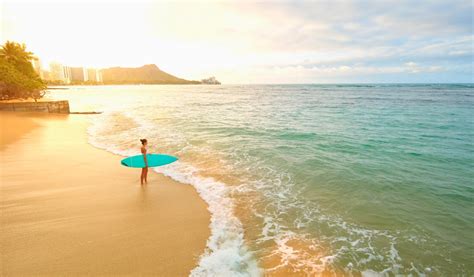 10 Most Dreamy Waikiki Beach Hotels with Ocean Views - HotelsCombined 10 Most Dreamy Waikiki ...