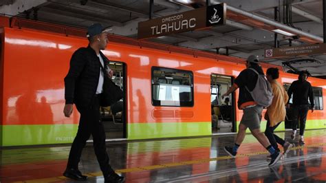 Vamos A Ver Celebran Usuarios Del Metro Reapertura Total De L 12