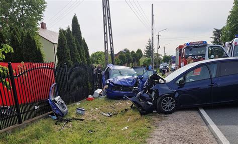 Tragiczny wypadek w Wólce Zastawskiej Nie żyje 35 latka dwie osoby w