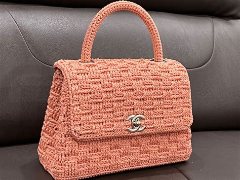 Pin By Thuy Nguyen Handmade Bag On Bag By Thuy Nguyen Handmade Crochet Handbags Patterns