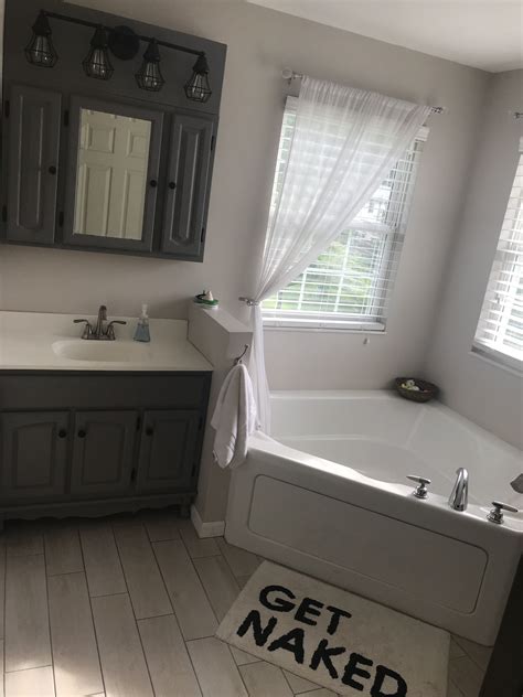 30 Grey Bathroom With Black Fixtures Decoomo