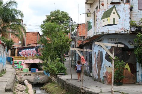 Obras Da Favela Galeria Uma Galeria A C U Aberto Em S O Mateus Zona