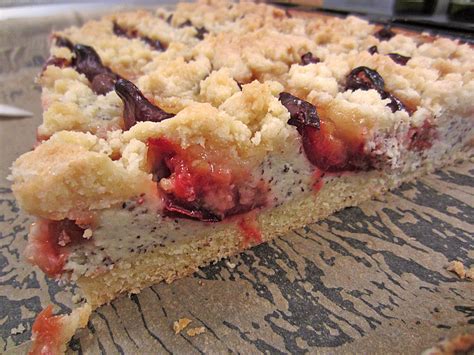 Zwetschgenkuchen Mit Mohnquark Butterstreuseln Von Baumfrau Chefkoch De