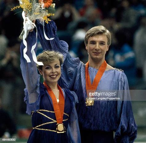 Jayne Torvill And Christopher Dean Sarajevo Olympics Photos and Premium ...