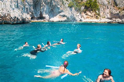 Capri Boat Tour With Snorkeling And Lunch 2022 Sorrento Viator