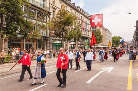 Best Switzerland Traditional Culture Swiss Culture Traditional Clothing ...